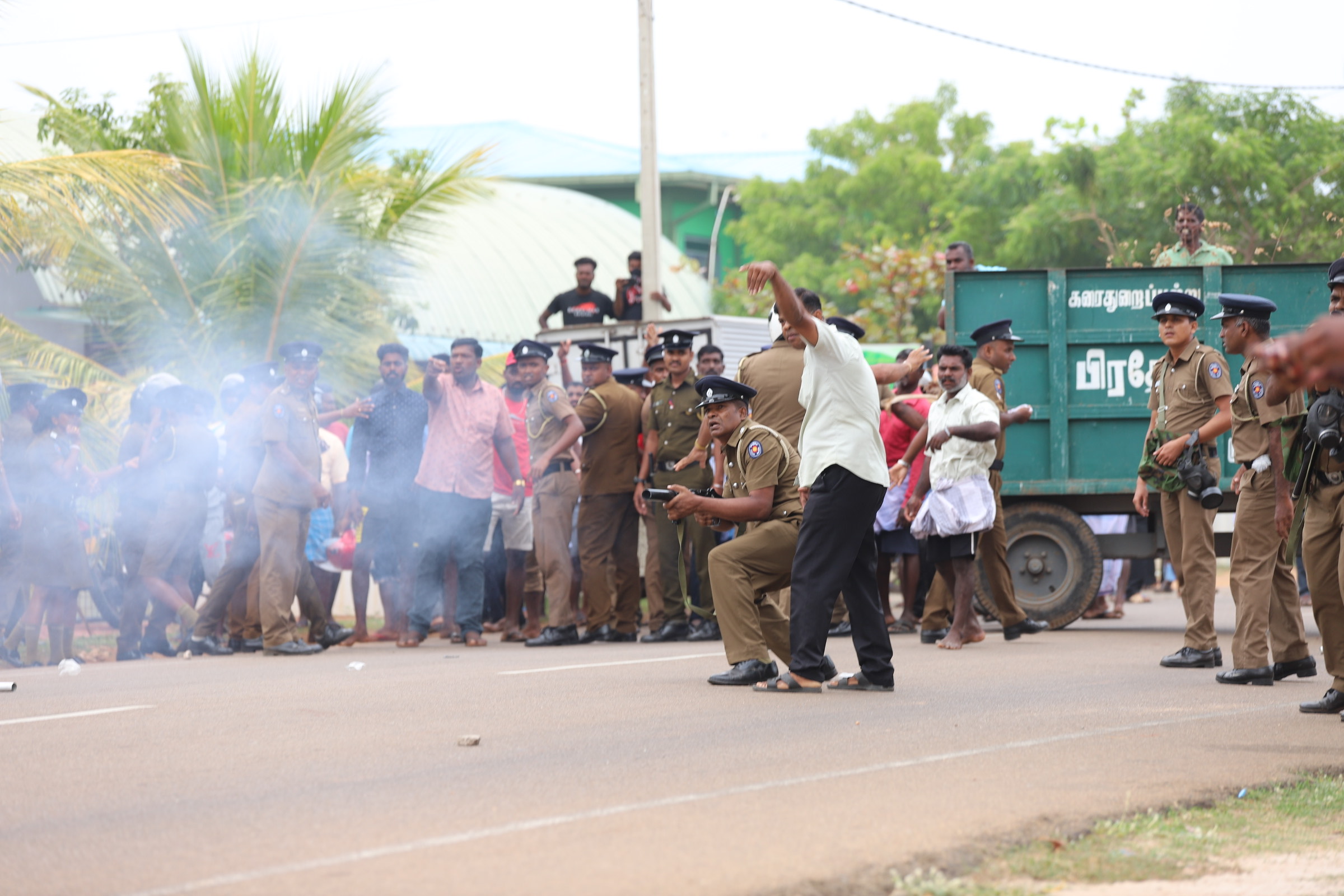 Sri Lankan police launch tear gas at Tamil fishermen